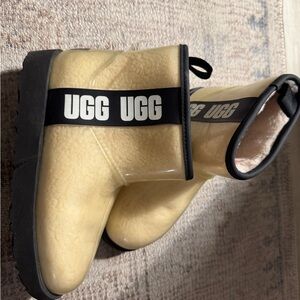UGG Classic Clear Mini Boot
